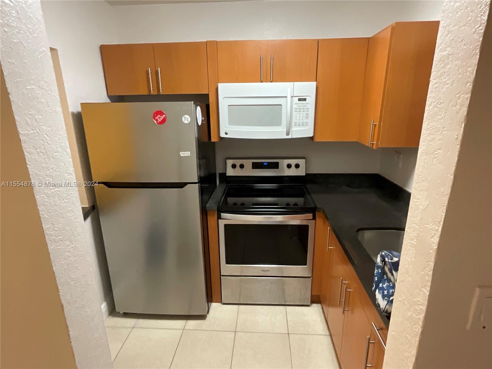 WATERVIEW CONDO - Residential Lease