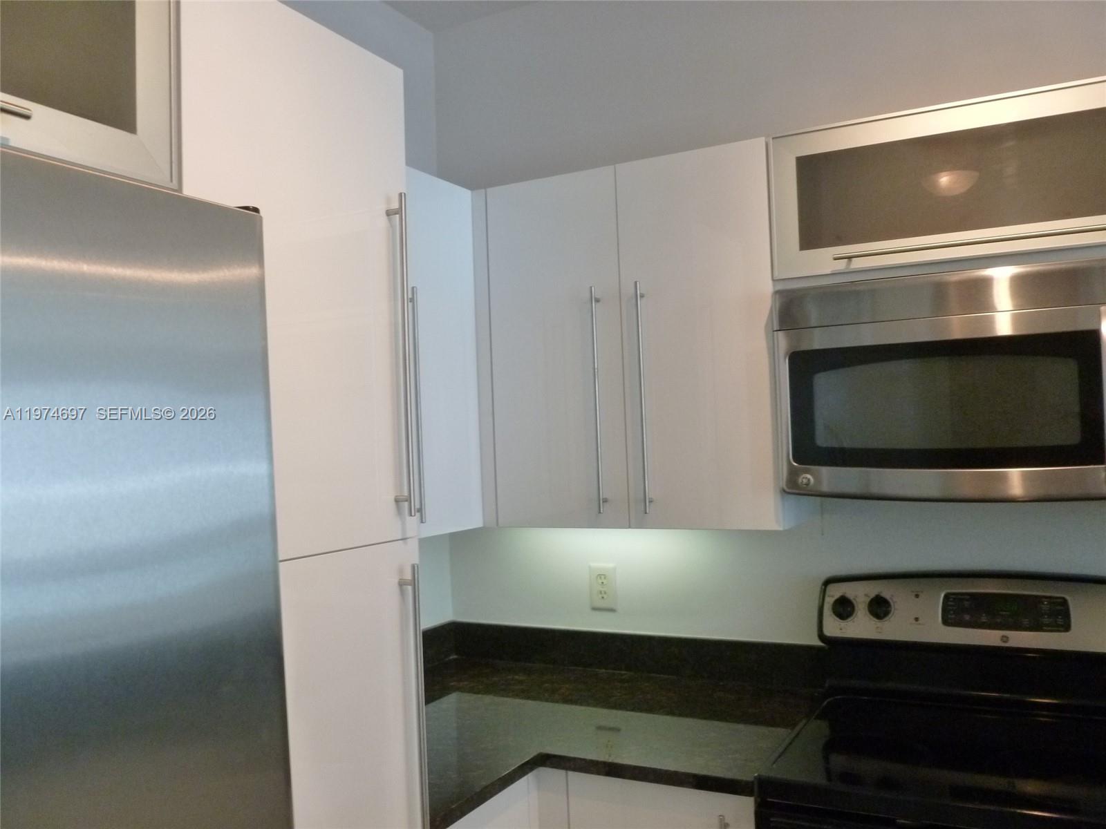 TOSCANO CONDO - Residential