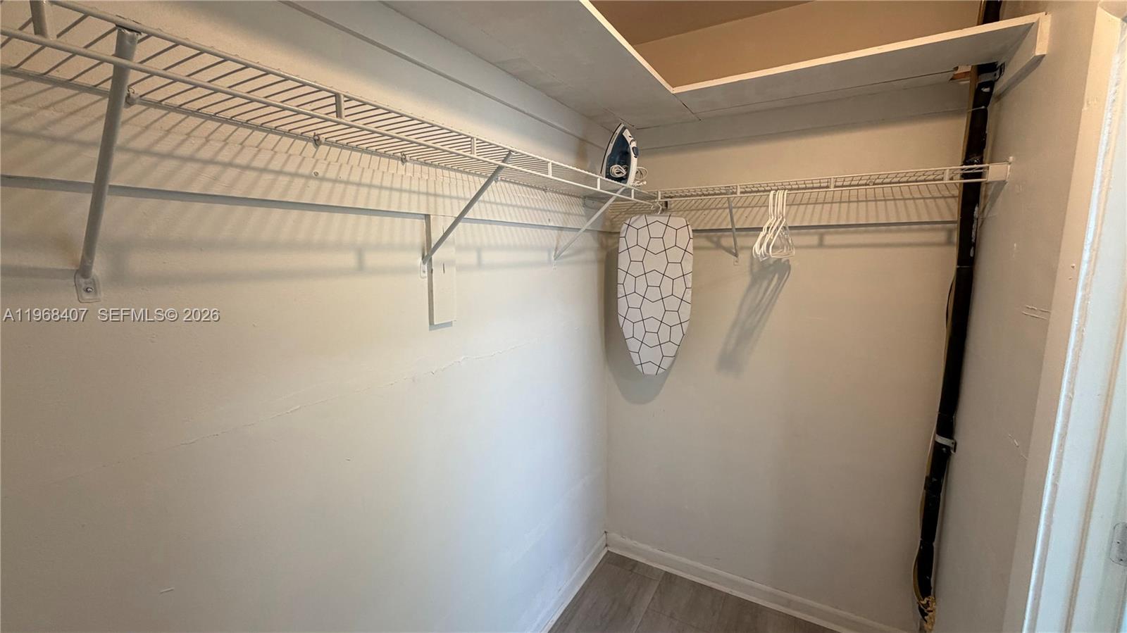 BAY HARBOUR ISLAND - Residential Lease