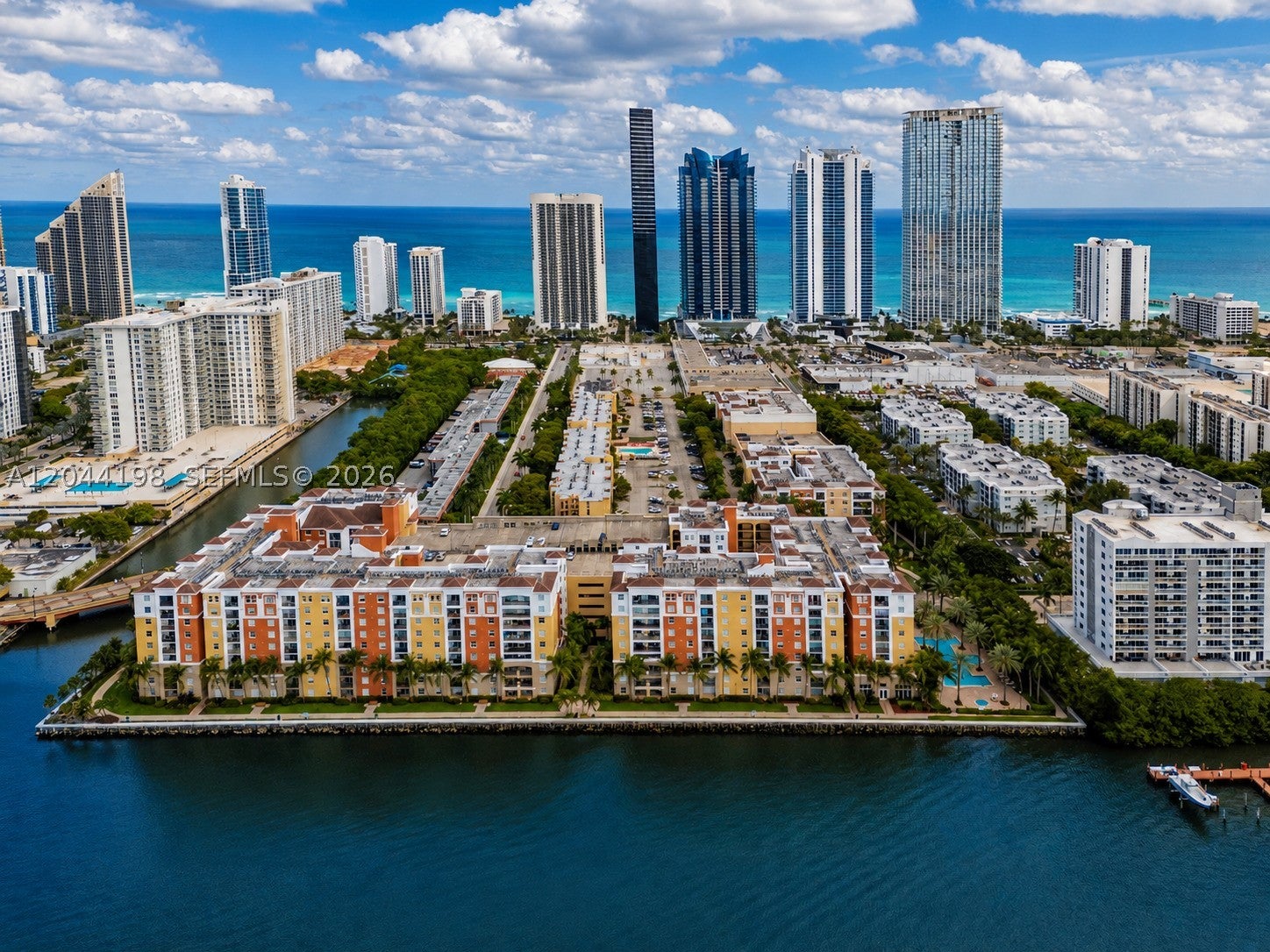17145 N Bay Rd 4307