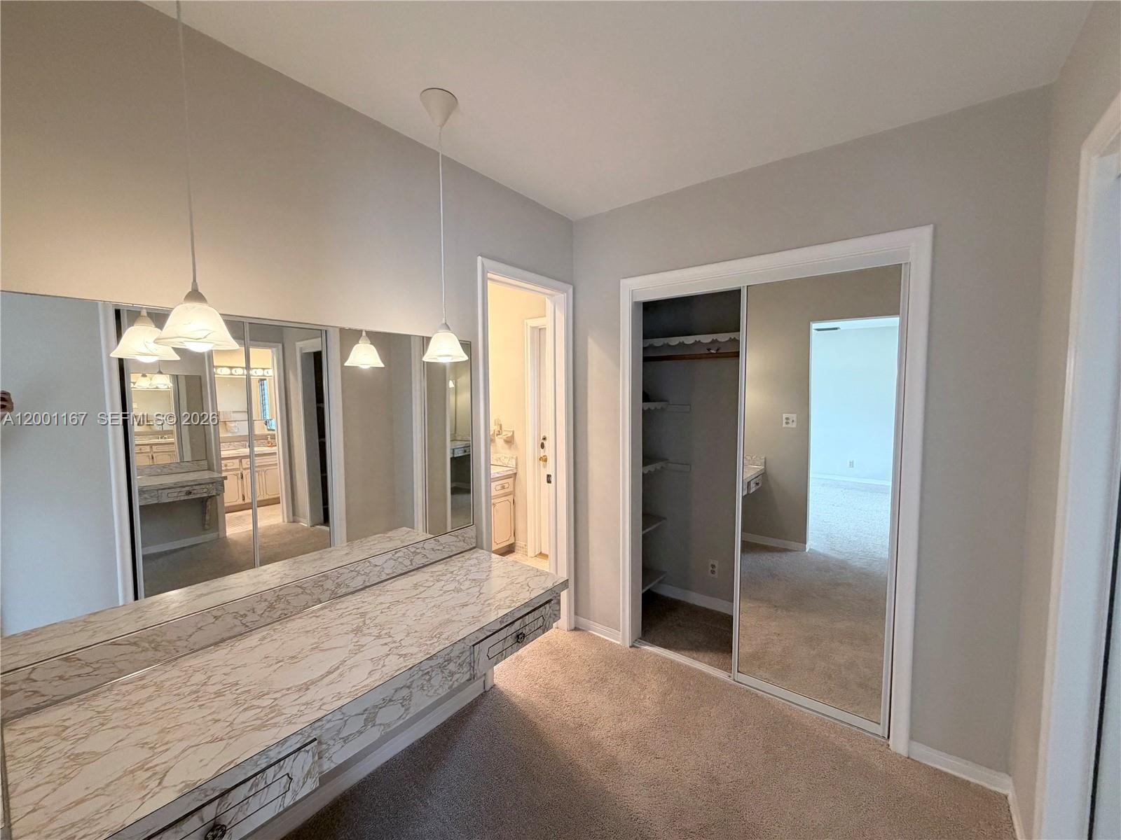 HOLLYWOOD HILLS - Residential Lease