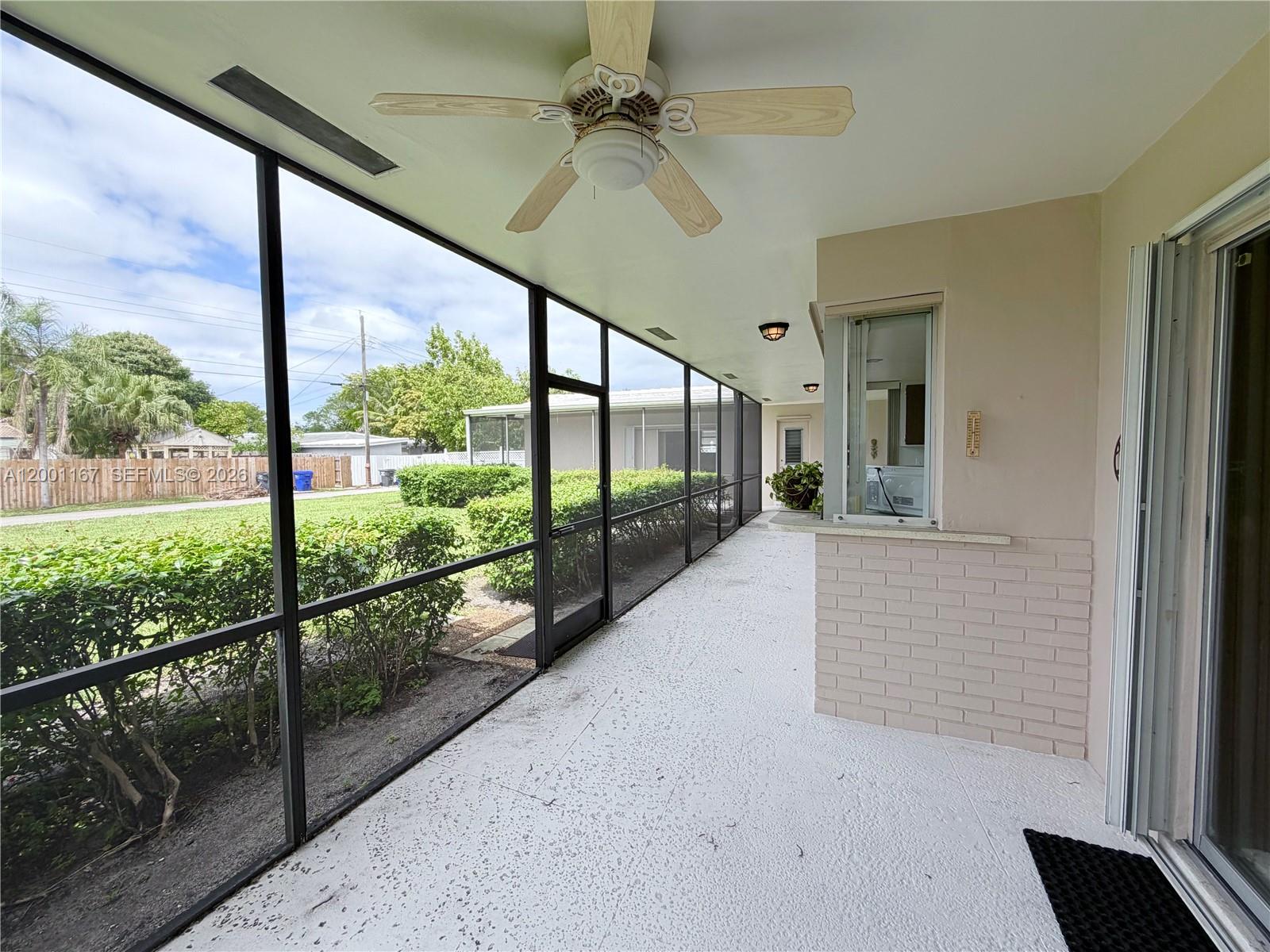 HOLLYWOOD HILLS - Residential Lease