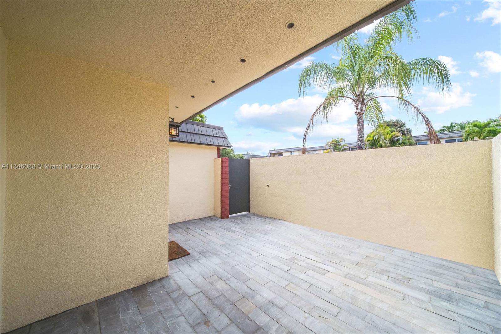 Photo 5 of 43 of 8677 SW 137th Ave 8677 condo
