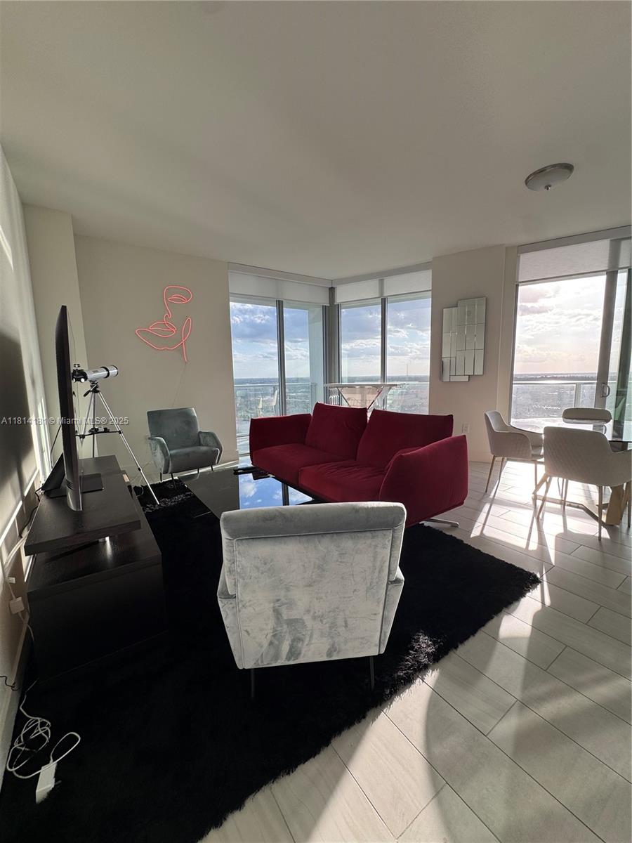 METROPICA NORTH TOWER ONE - Residential Lease