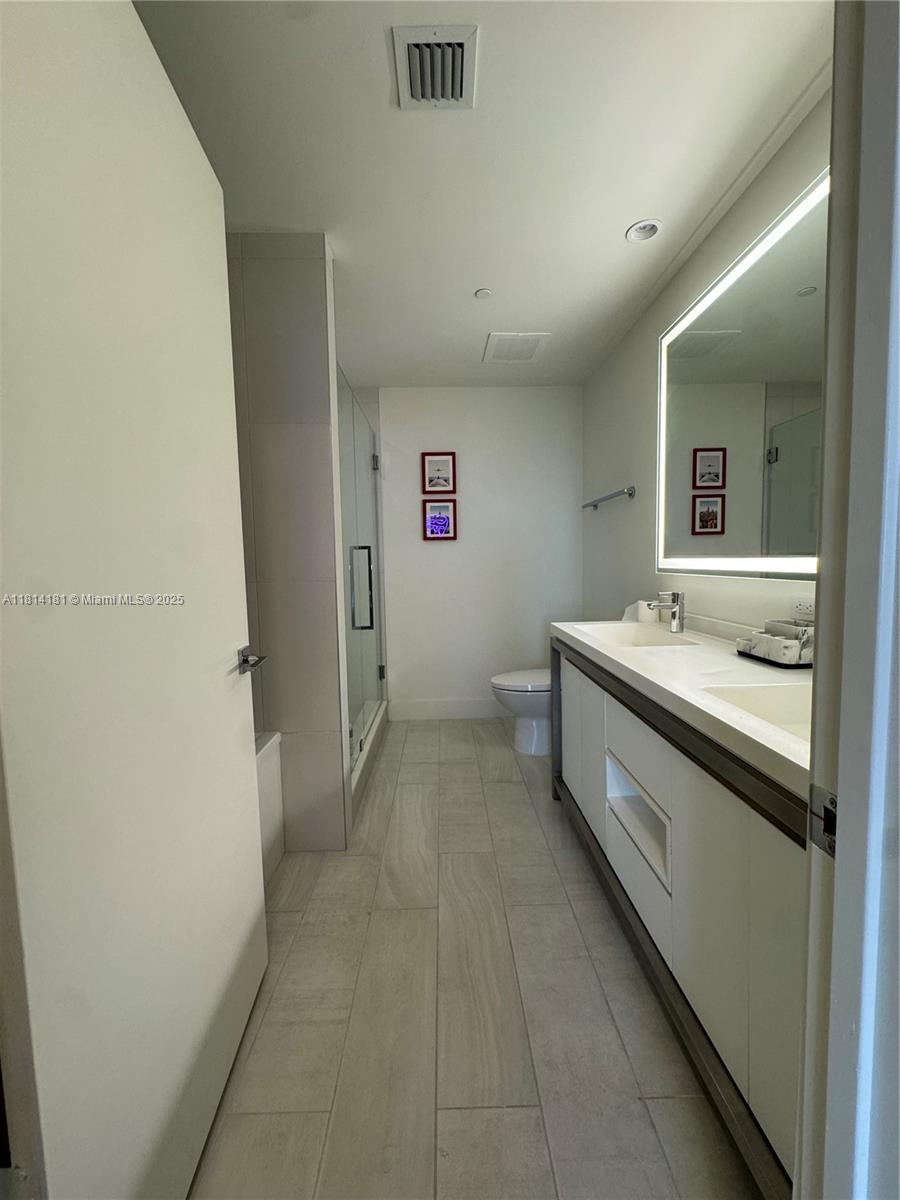 METROPICA NORTH TOWER ONE - Residential Lease
