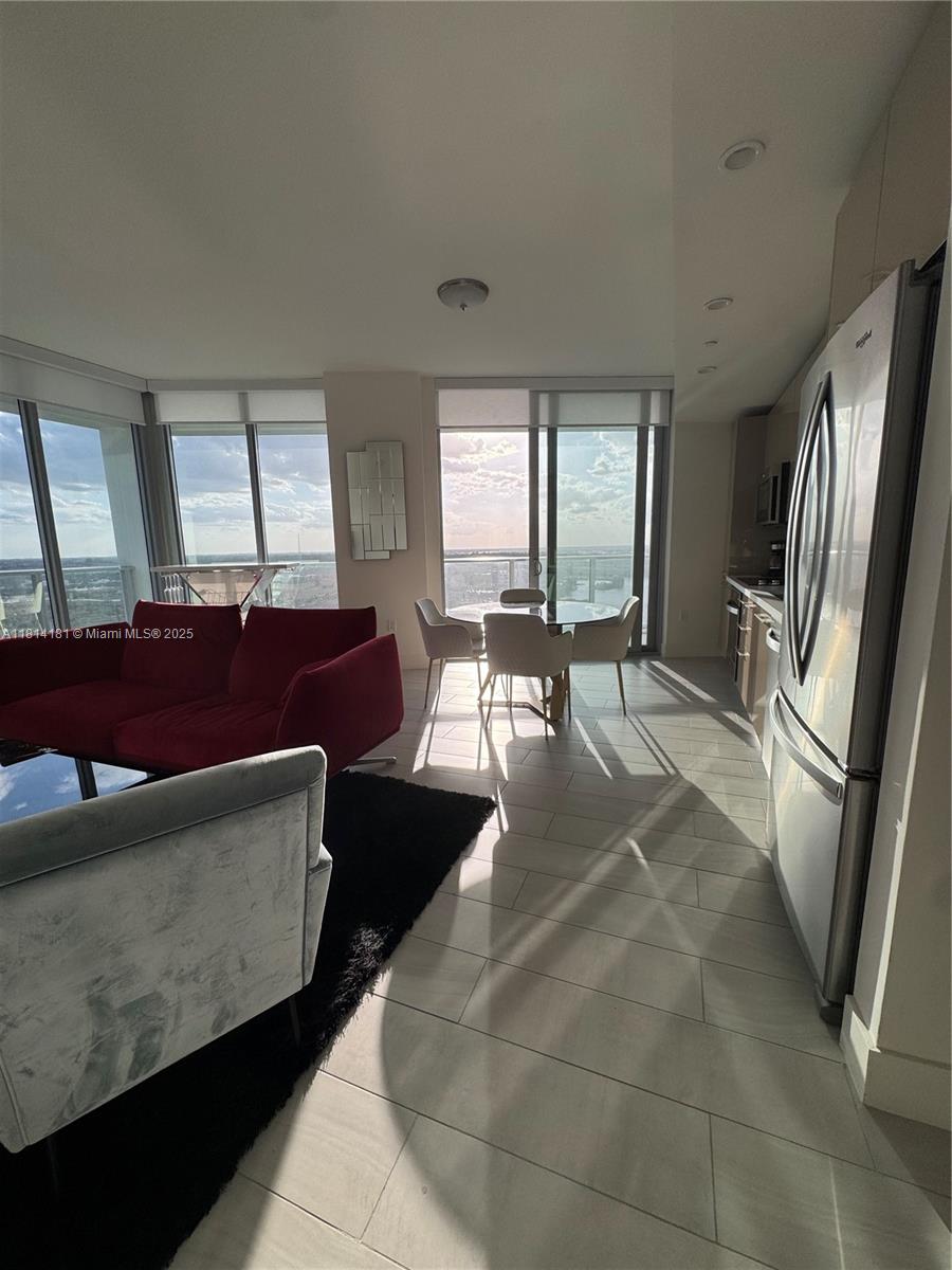 METROPICA NORTH TOWER ONE - Residential Lease