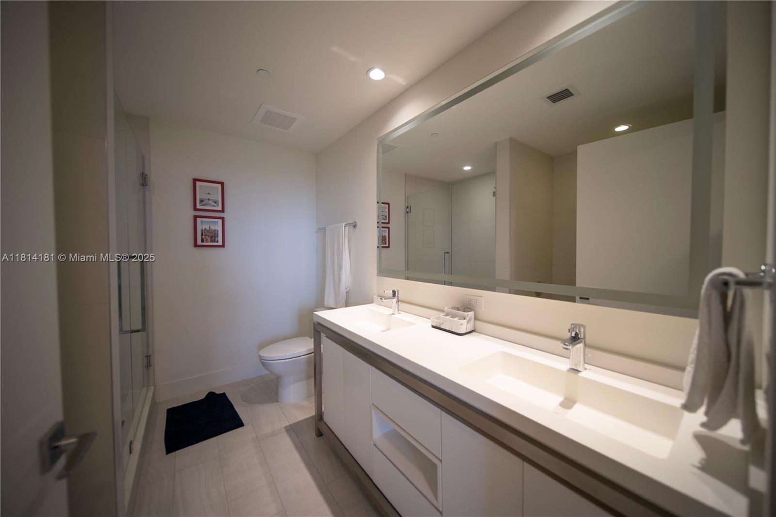 METROPICA NORTH TOWER ONE - Residential Lease