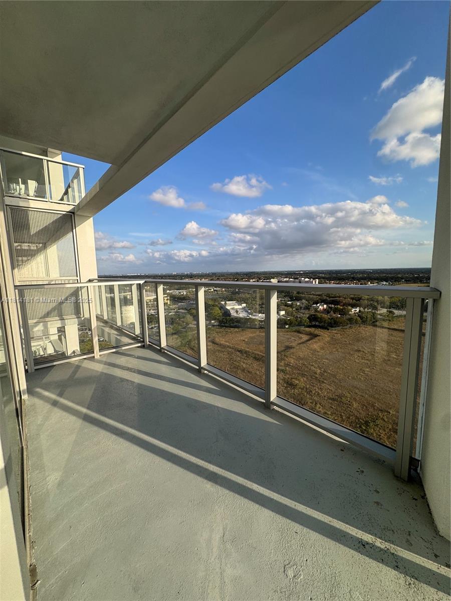 METROPICA NORTH TOWER ONE - Residential Lease