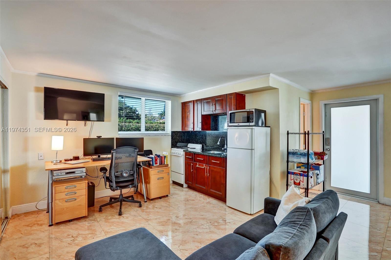 GARDEN GROVES - Residential