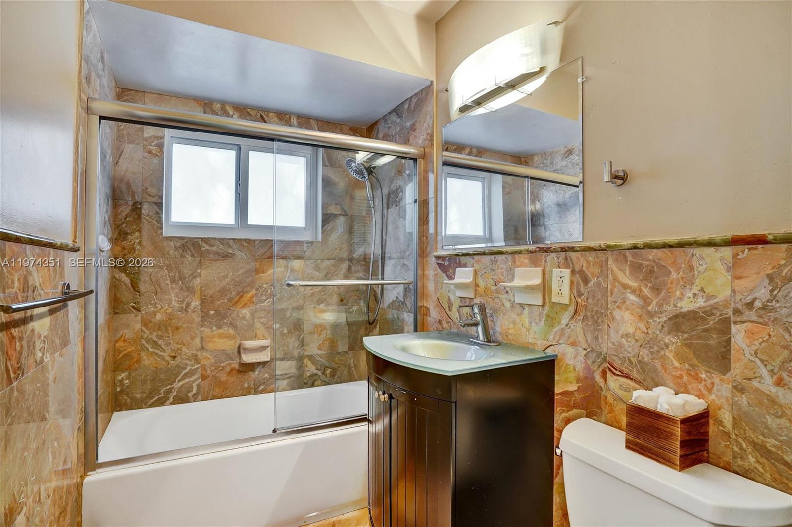 GARDEN GROVES - Residential