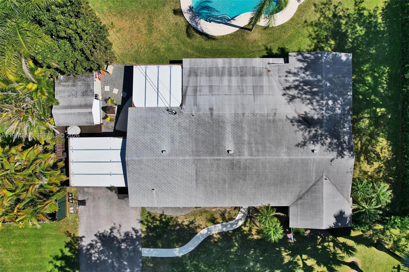 GARDEN GROVES - Residential