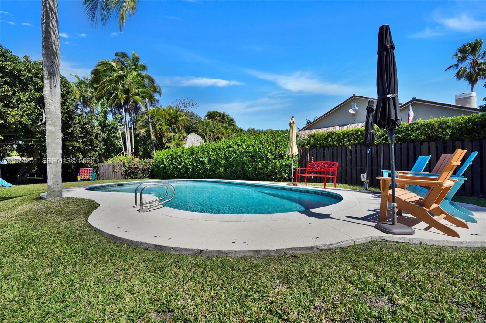 GARDEN GROVES - Residential