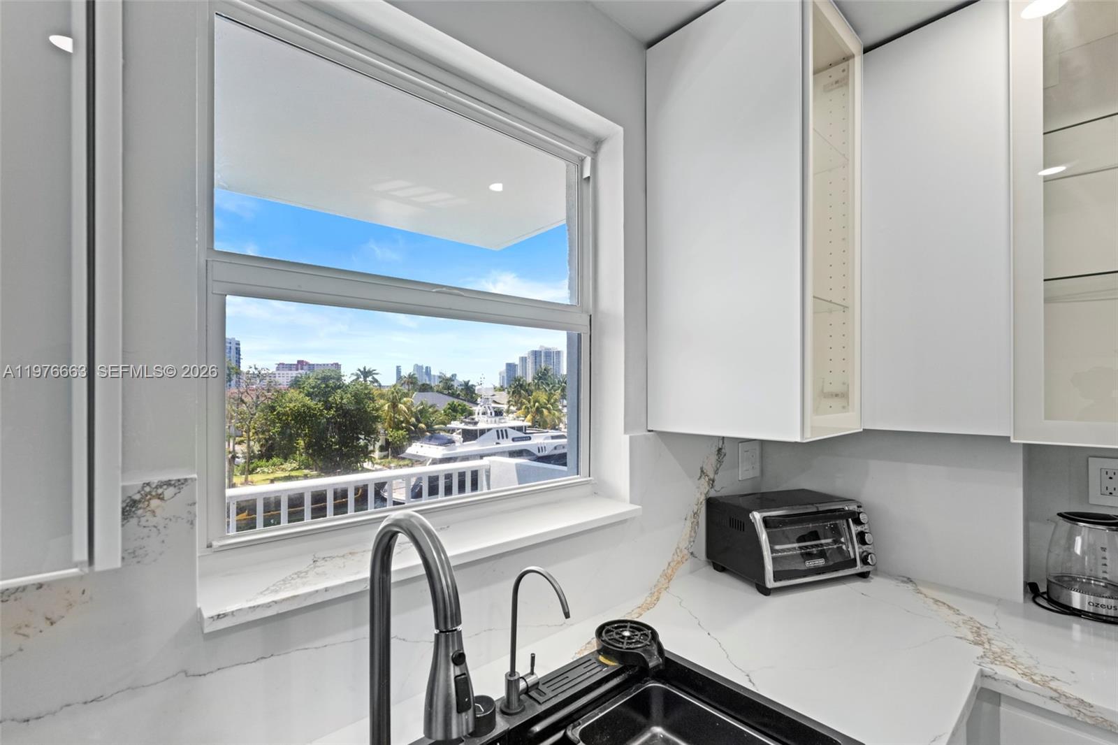 GOLDEN SURF TOWERS CONDO - Residential