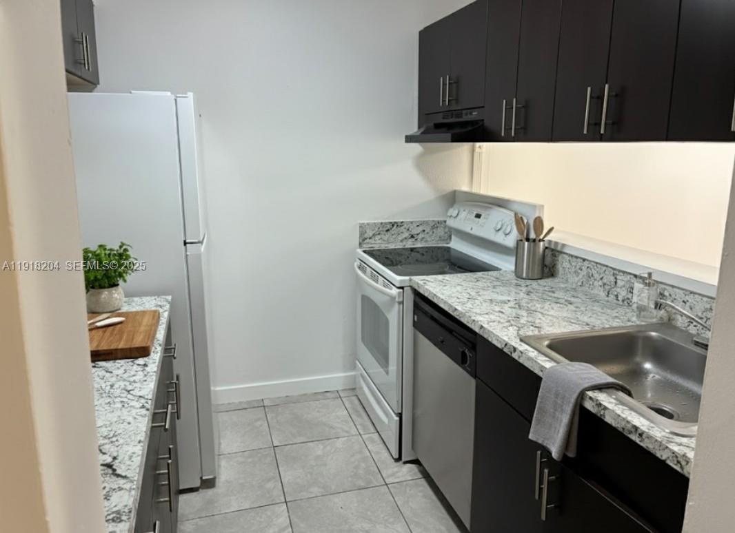 THE TERRACES CONDO PH II - Residential