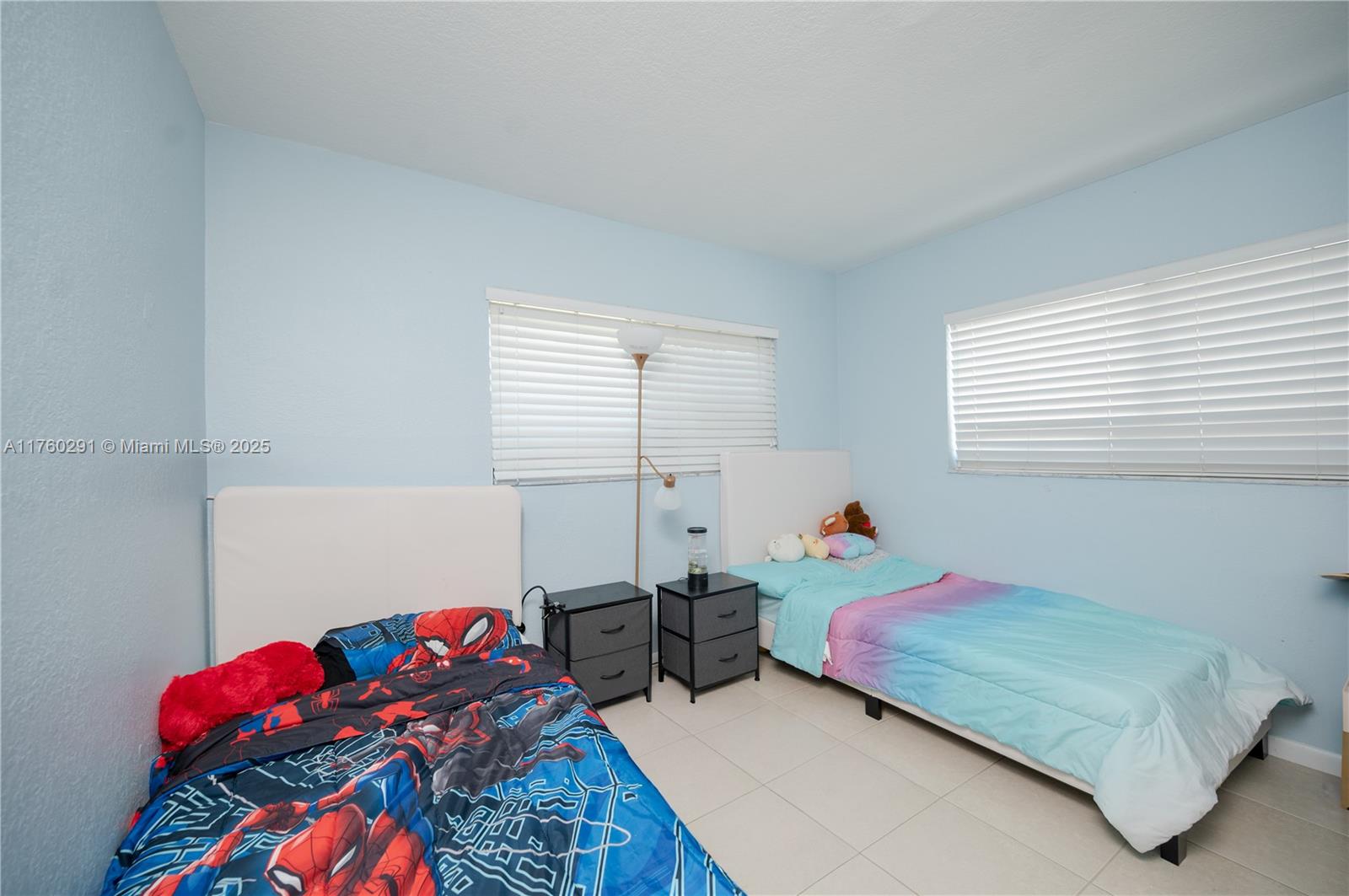 TWIN LAKES RESUB OF BLKS - Residential