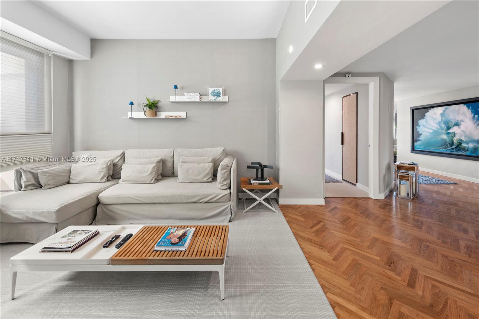 KEY COLONY NO 1 - Residential Lease