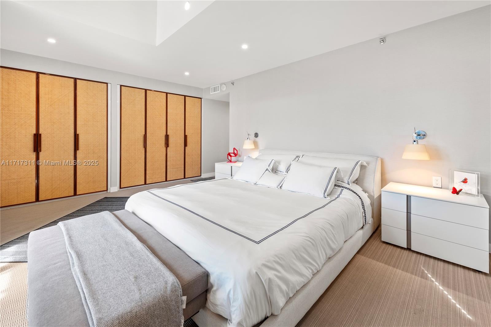 KEY COLONY NO 1 - Residential Lease