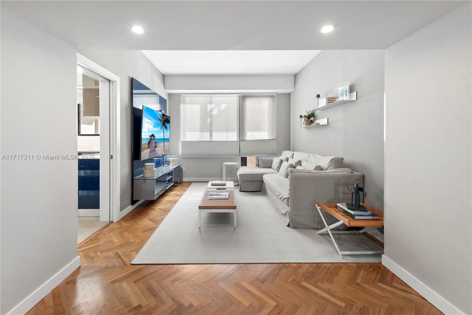 KEY COLONY NO 1 - Residential Lease