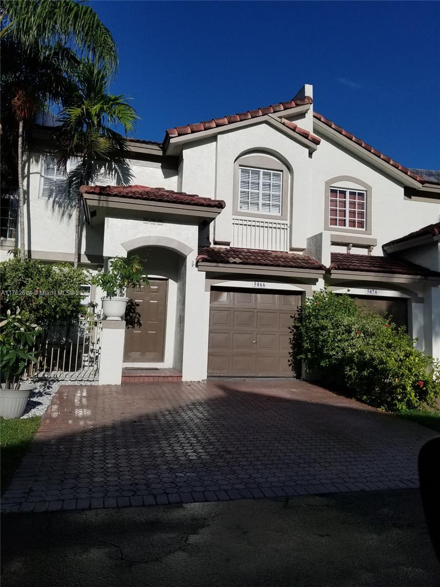Rental Property at 5066 Nw 114th Ct 5066, Doral, Miami-Dade County, Florida - Bedrooms: 4 
Bathrooms: 3  - $4,200 MO.