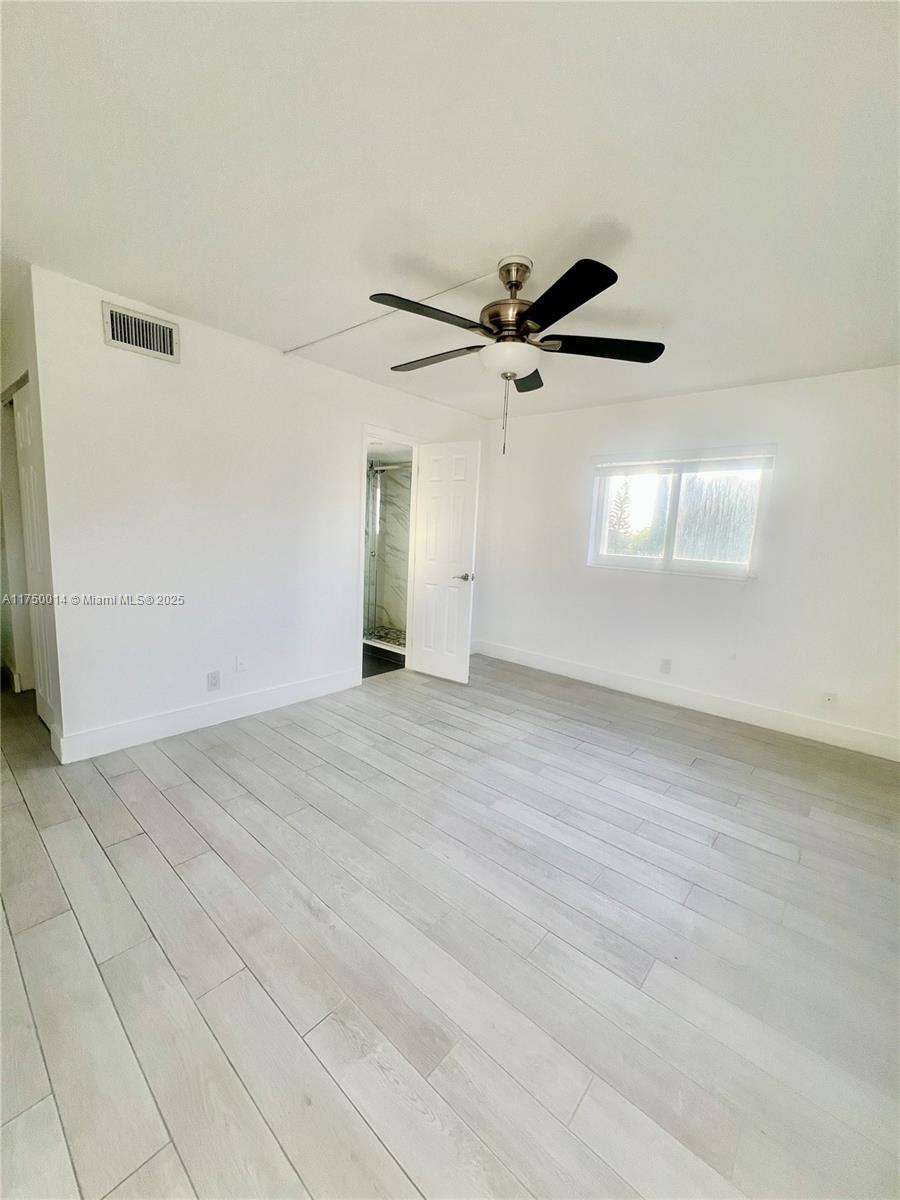 MEADOWBROOK LAKES CONDO - Residential