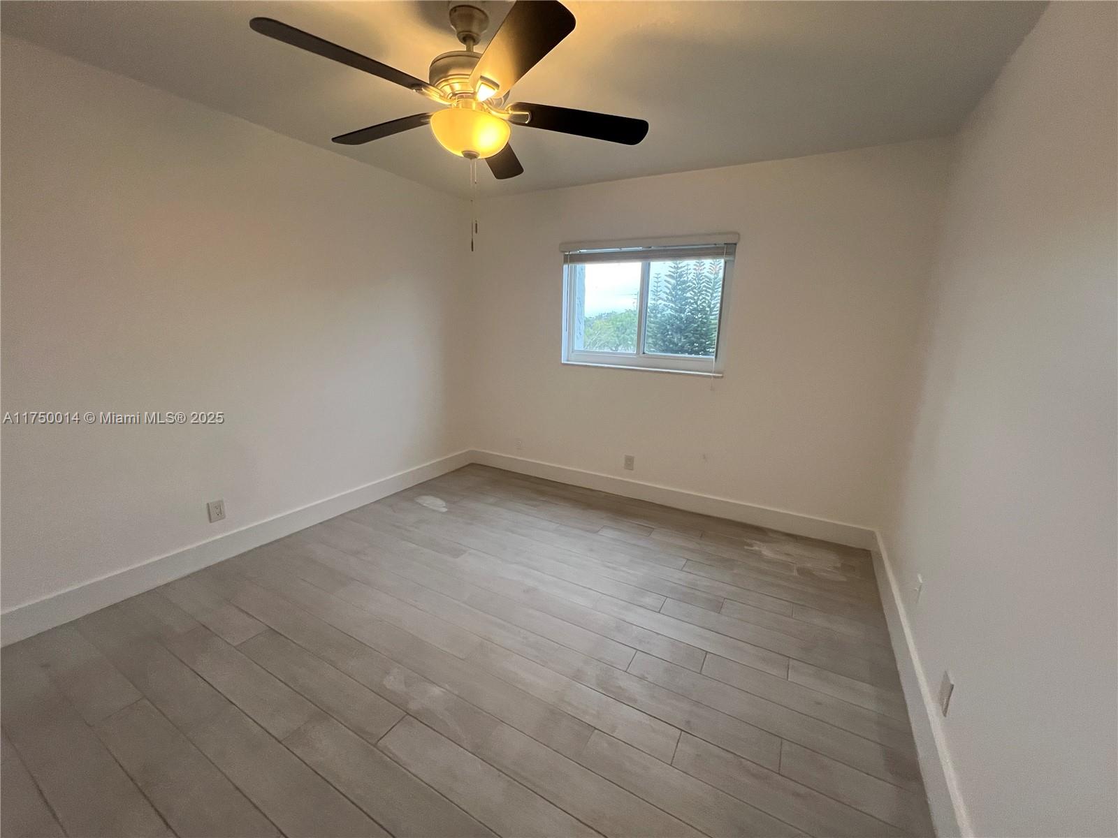 MEADOWBROOK LAKES CONDO - Residential