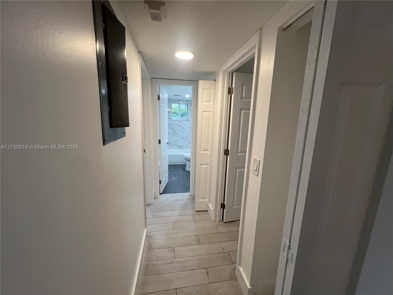 MEADOWBROOK LAKES CONDO - Residential
