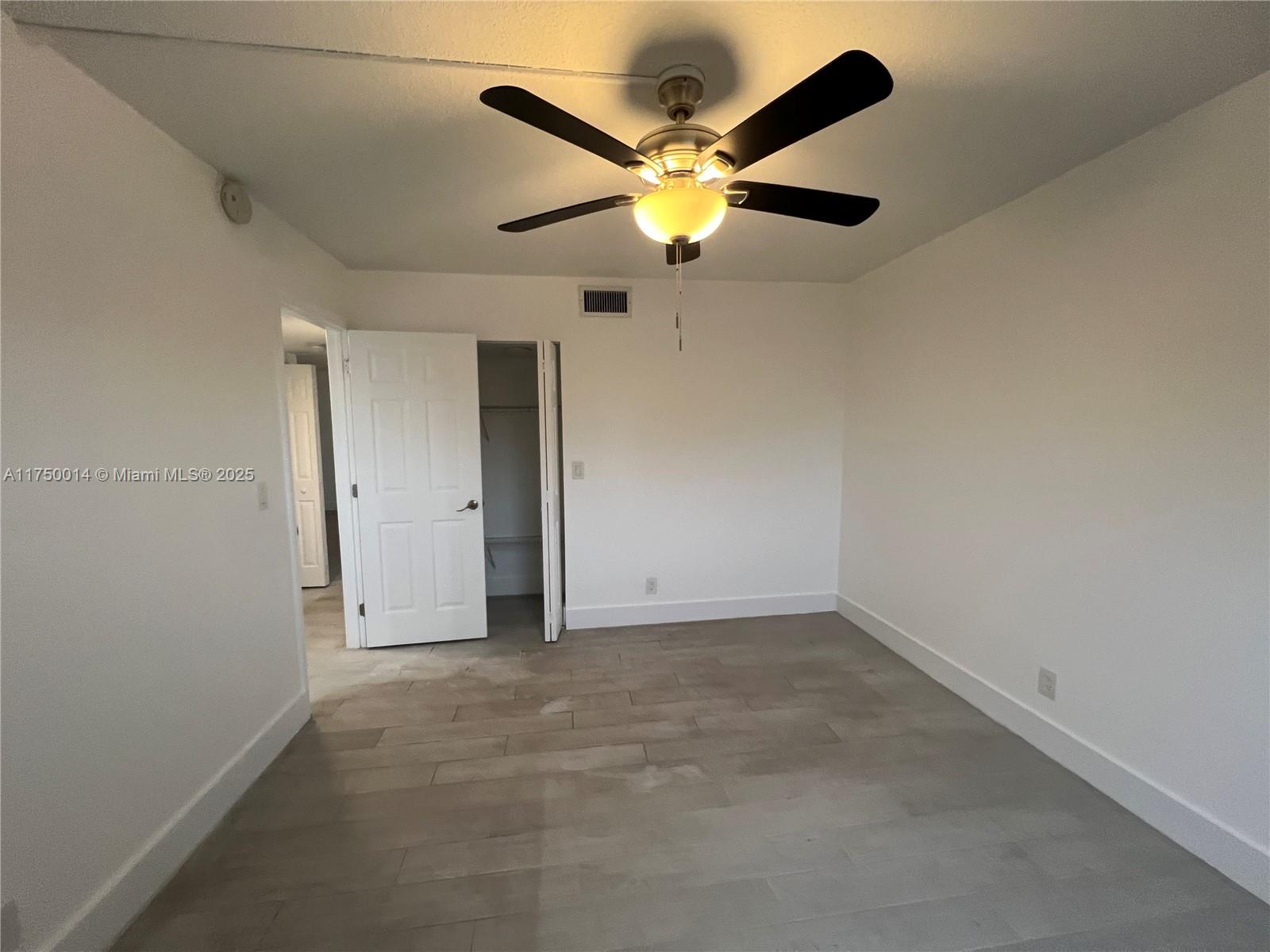 MEADOWBROOK LAKES CONDO - Residential