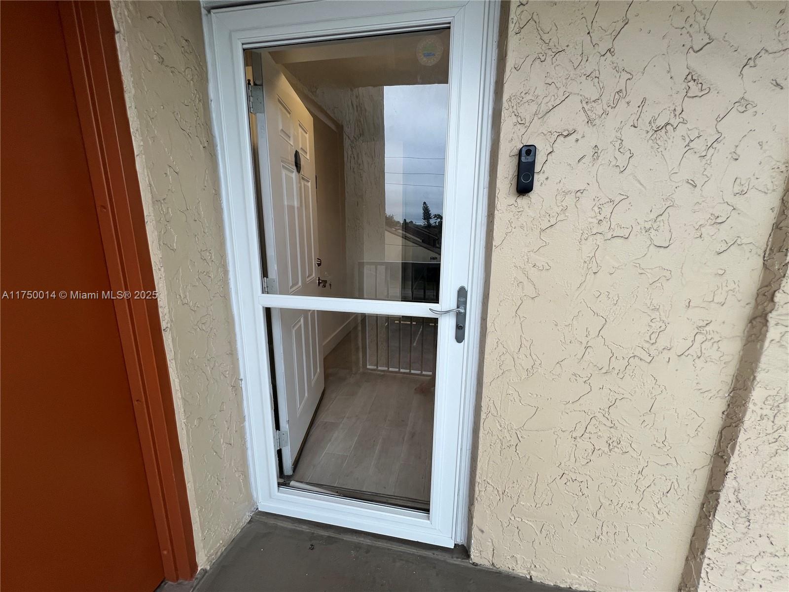 MEADOWBROOK LAKES CONDO - Residential
