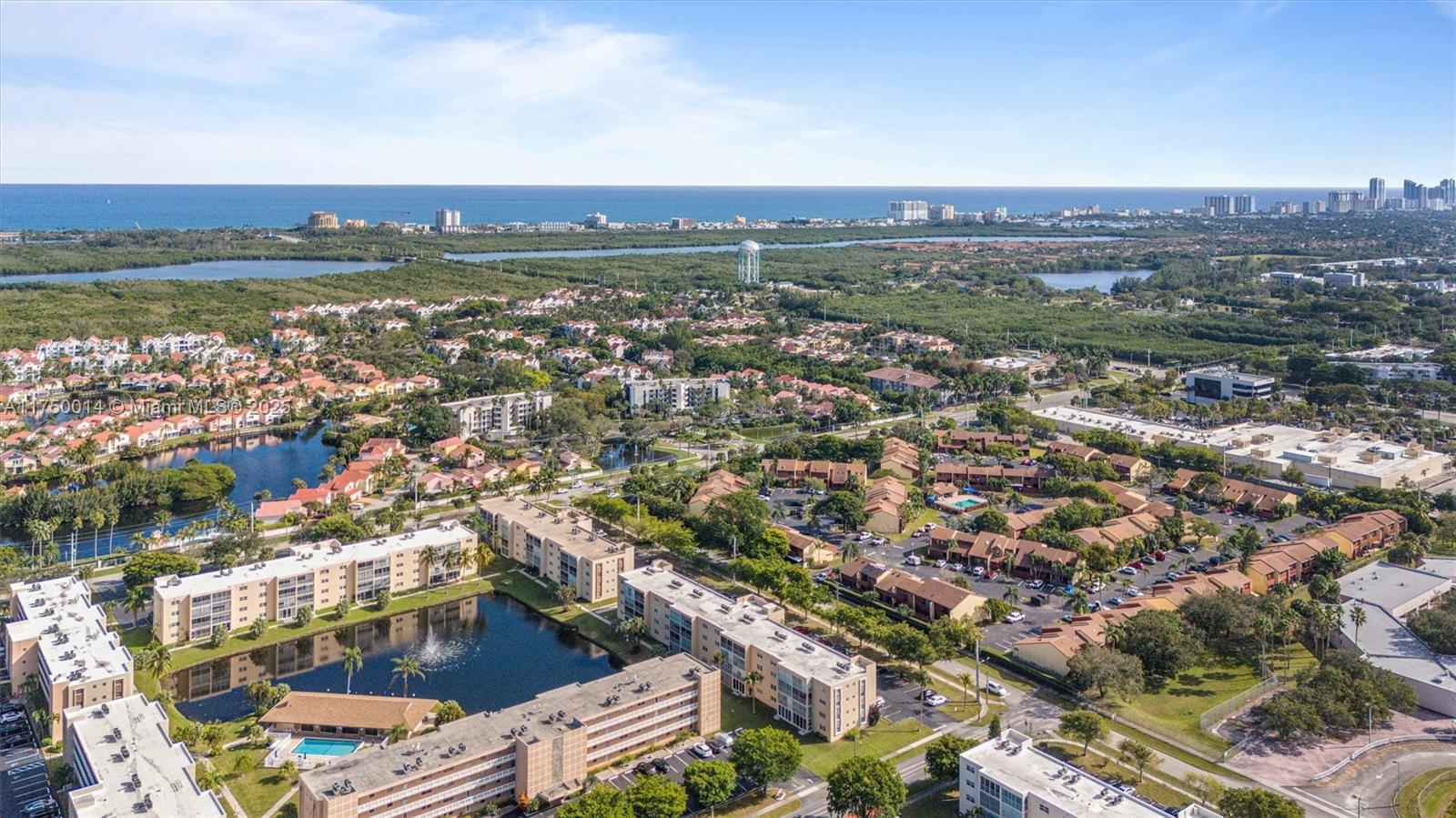 MEADOWBROOK LAKES CONDO - Residential