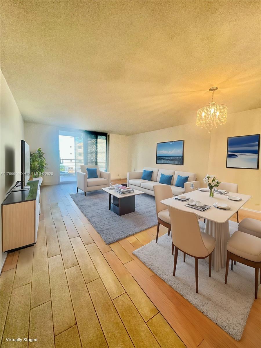 MEADOWBROOK LAKES CONDO - Residential