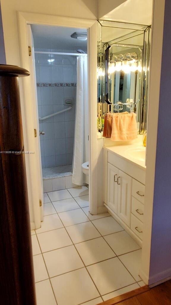 ENVIRON 6 OF II CONDO - Residential