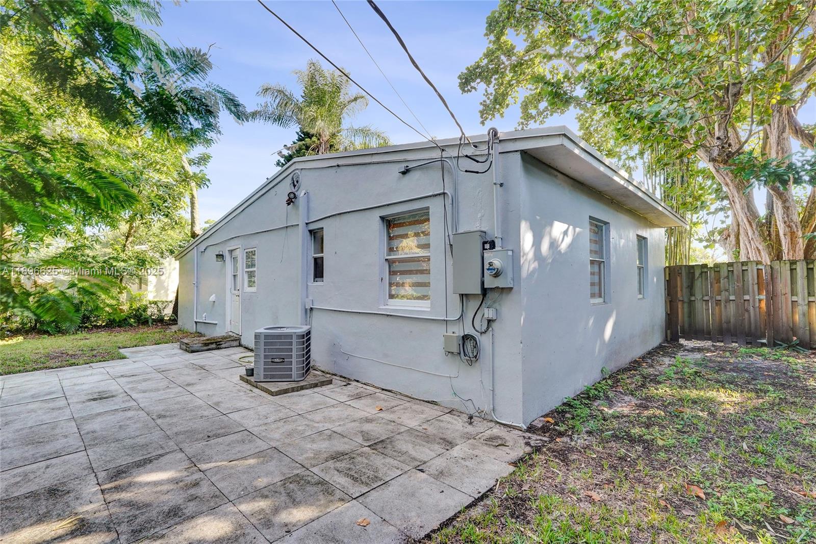WOODLAND PARK AMD PLAT - Residential Lease