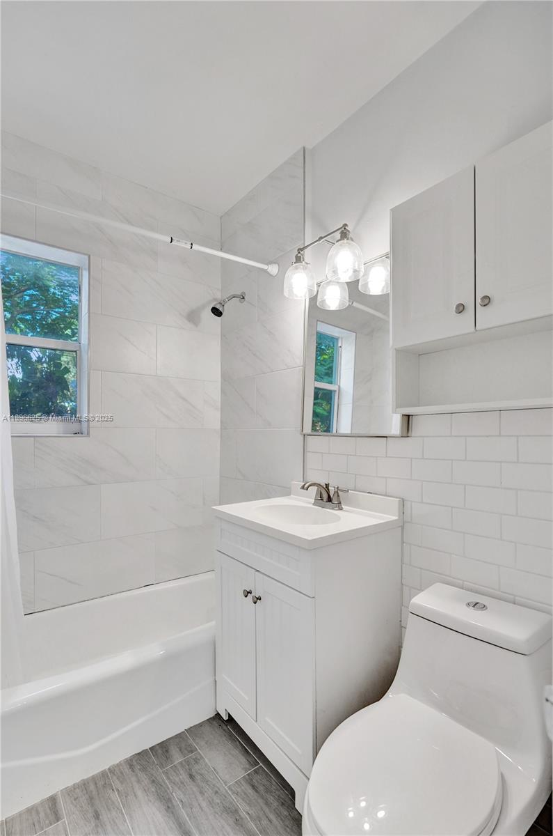 WOODLAND PARK AMD PLAT - Residential Lease