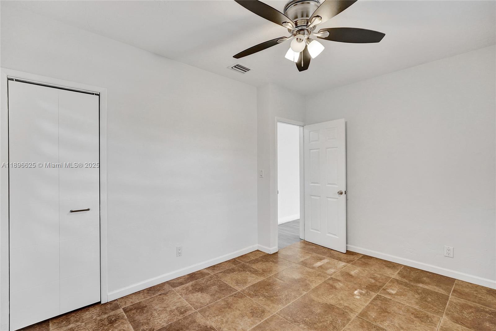 WOODLAND PARK AMD PLAT - Residential Lease