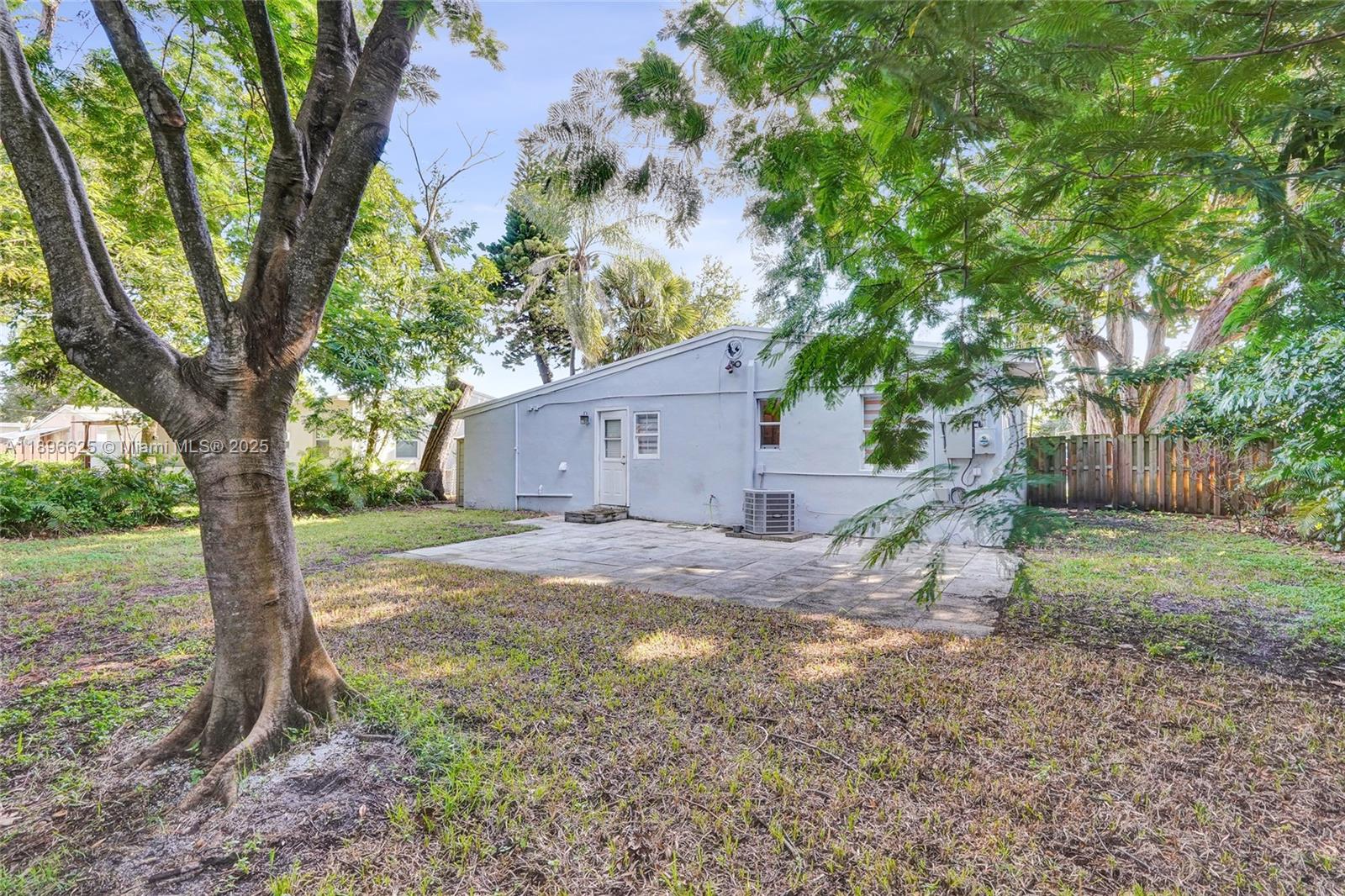 WOODLAND PARK AMD PLAT - Residential Lease