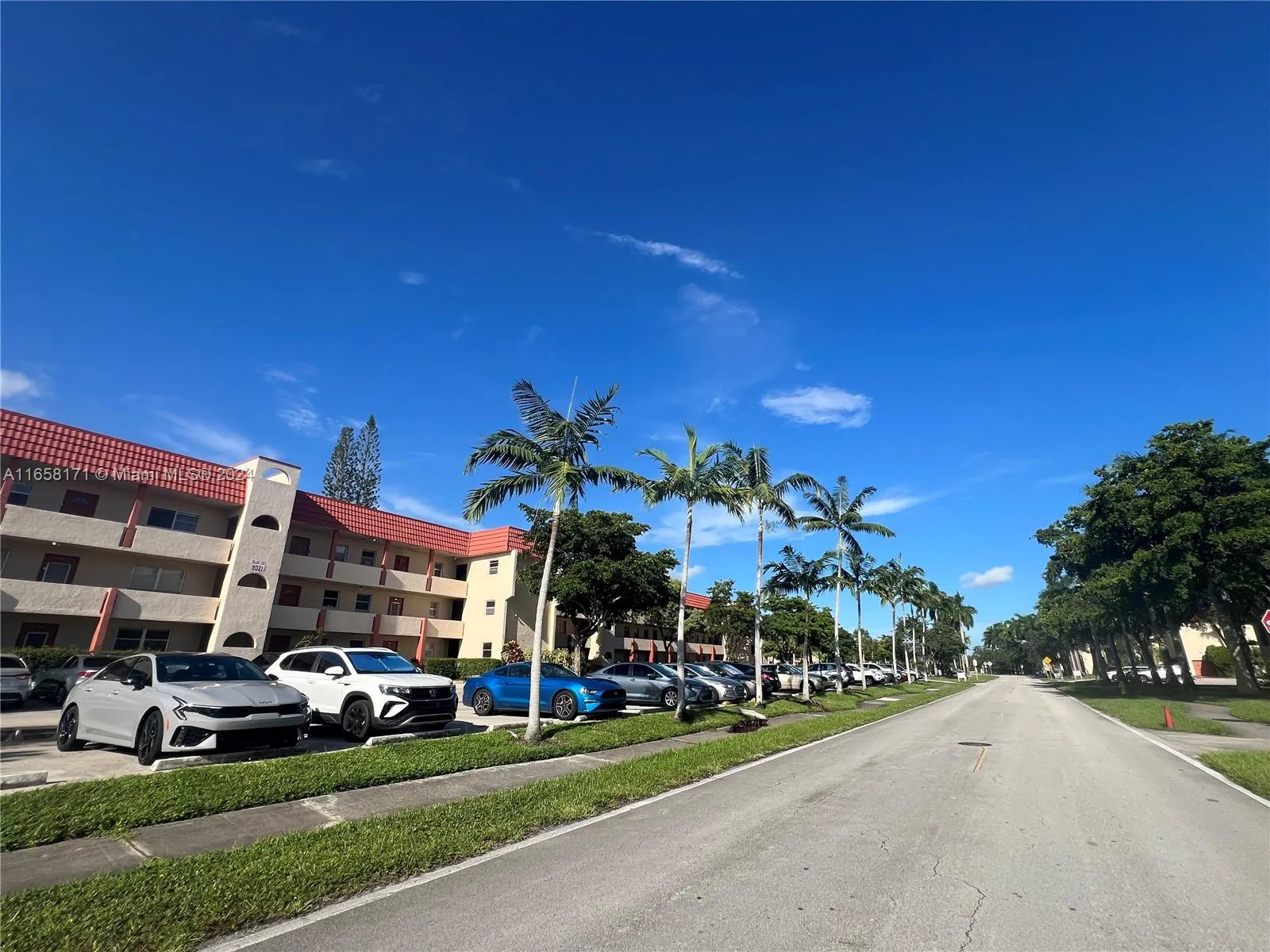 Sunrise, Florida 33322, United States, 1 Bedroom Bedrooms, ,1 BathroomBathrooms,Residential,Active,44170