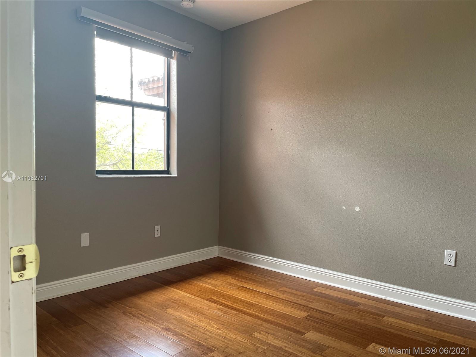 BIRD VILLAS CONDO - Residential