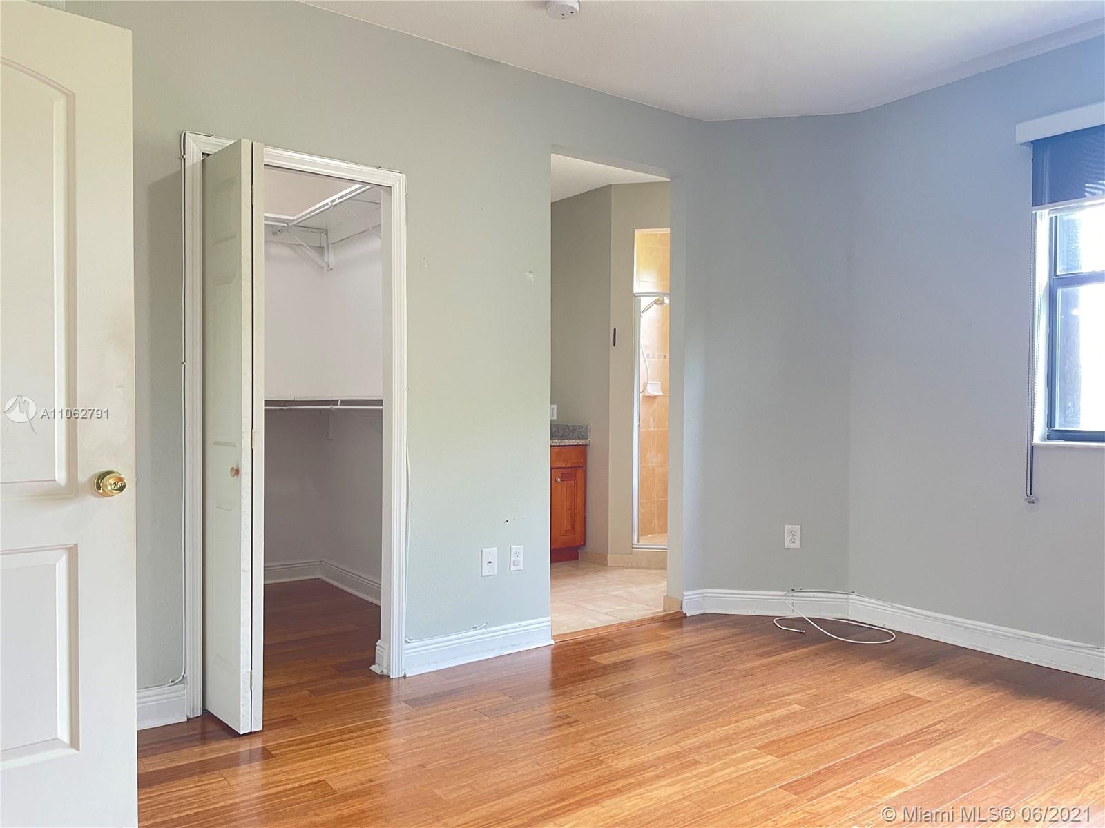 BIRD VILLAS CONDO - Residential