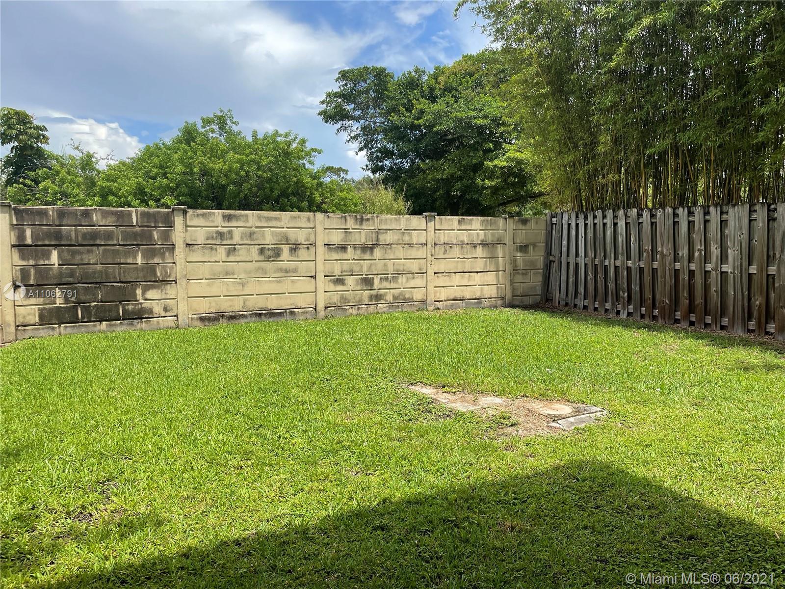 BIRD VILLAS CONDO - Residential