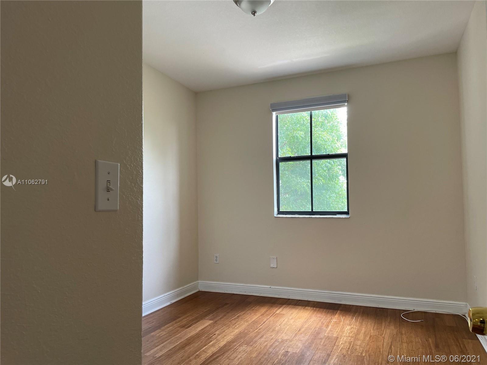 BIRD VILLAS CONDO - Residential