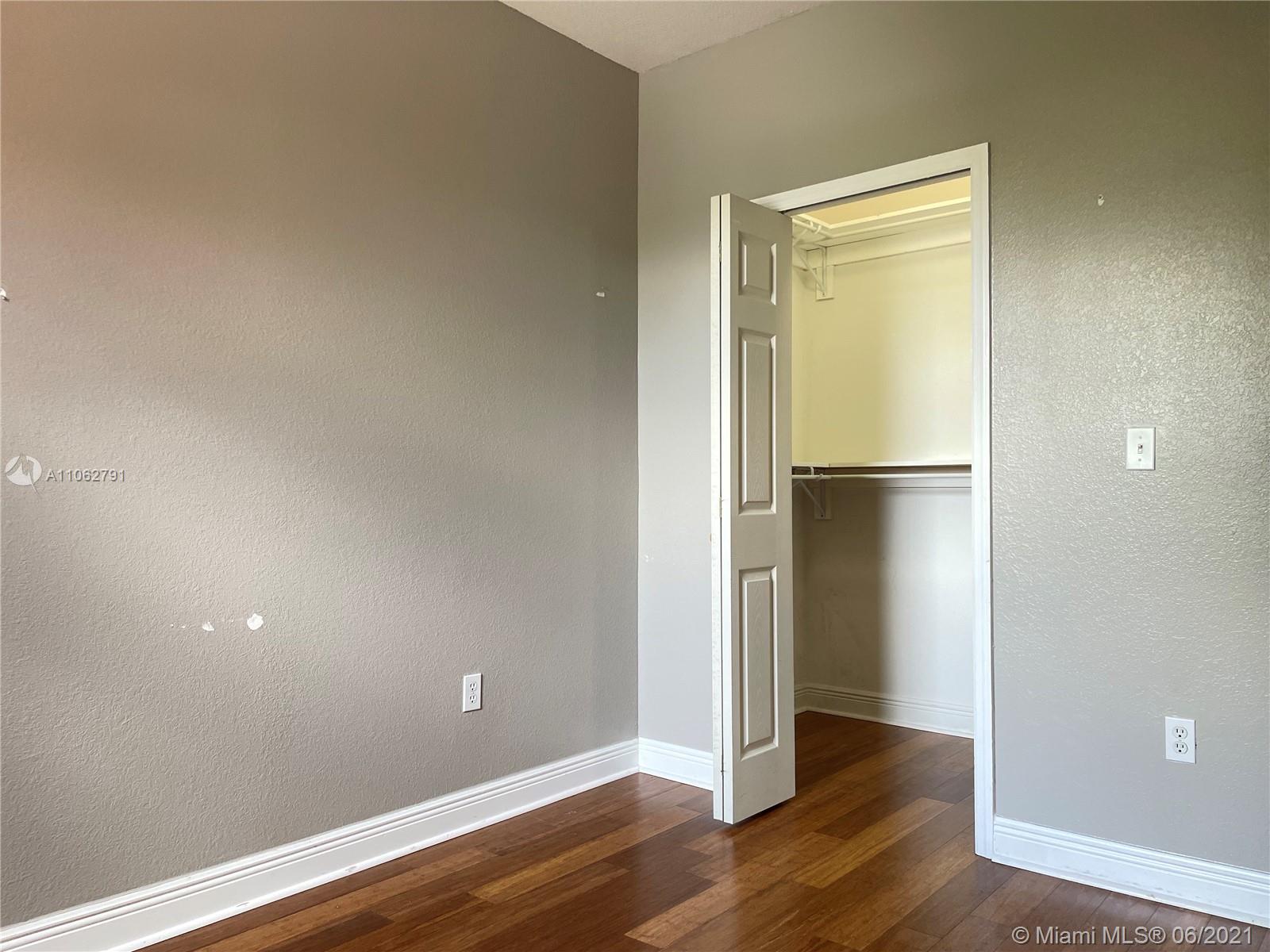 BIRD VILLAS CONDO - Residential