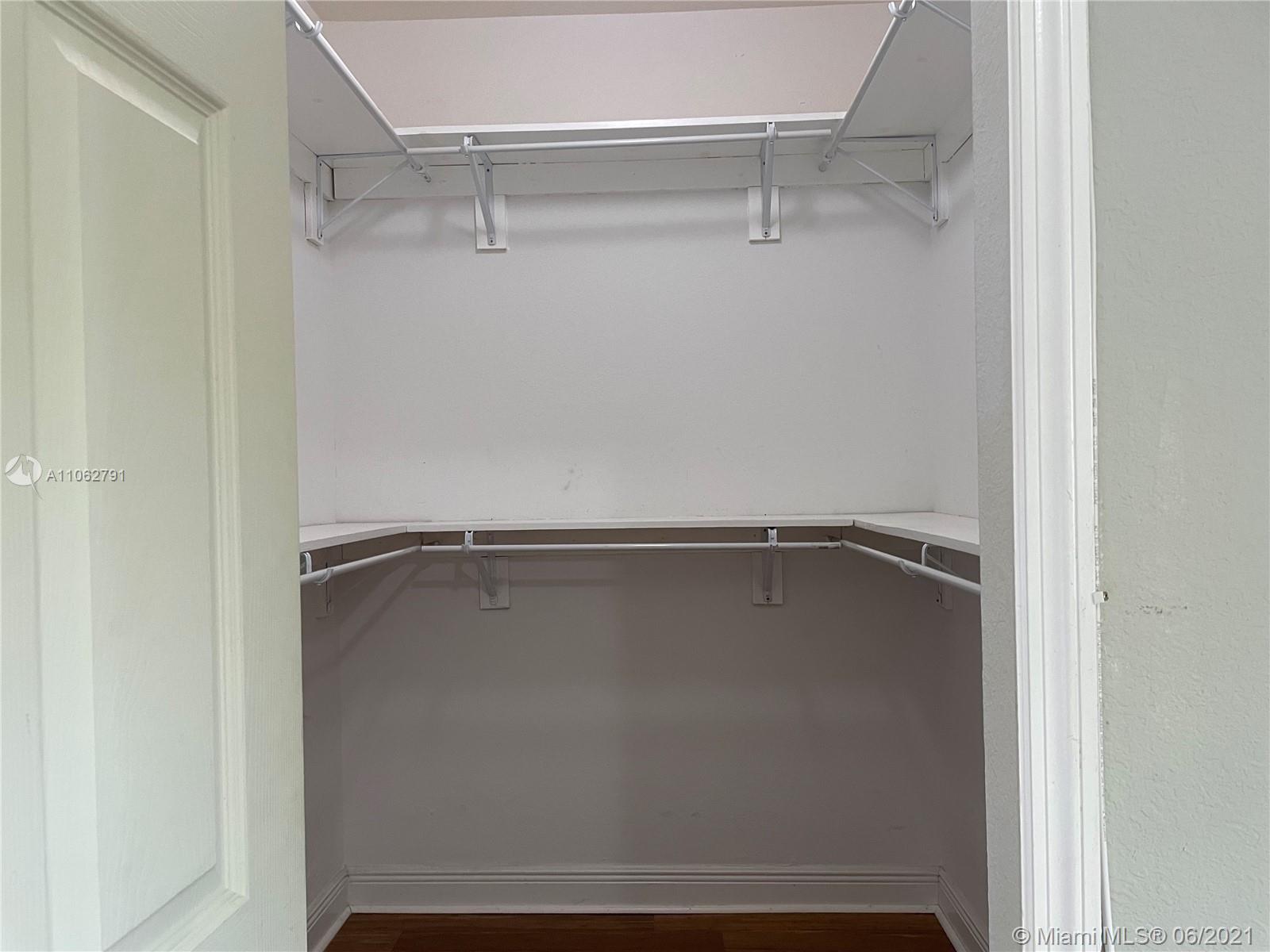 BIRD VILLAS CONDO - Residential