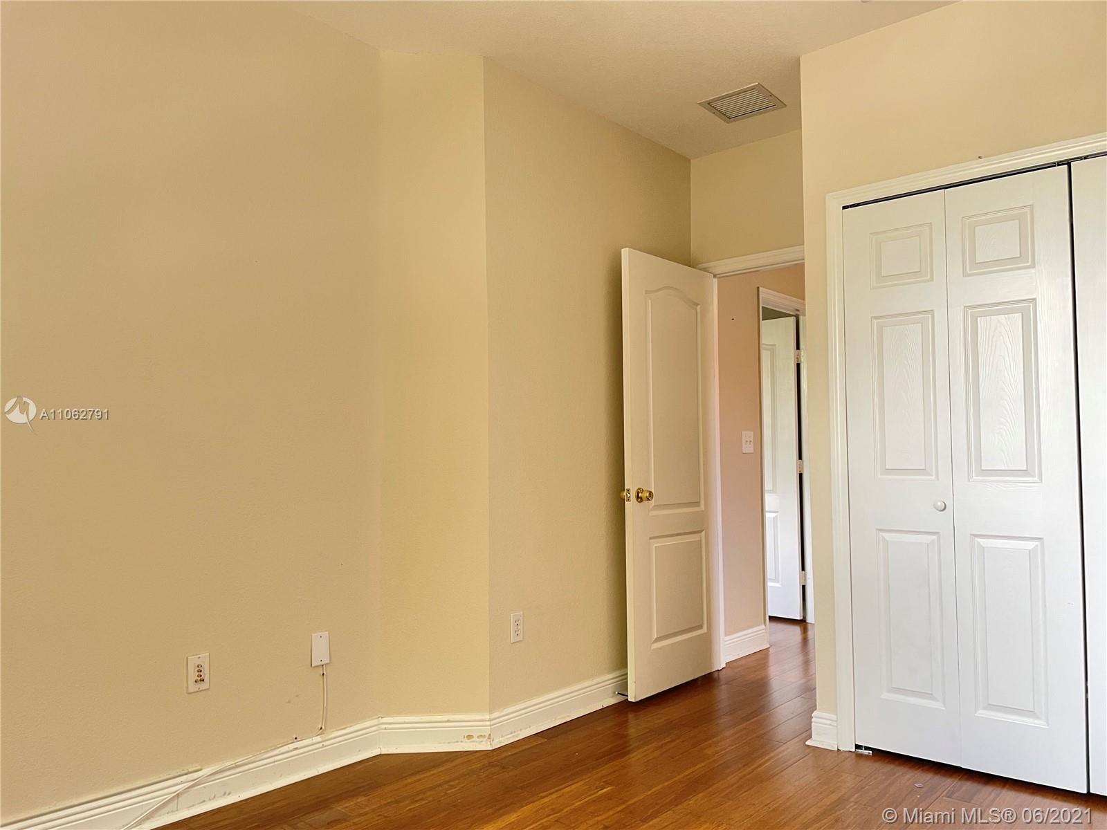 BIRD VILLAS CONDO - Residential