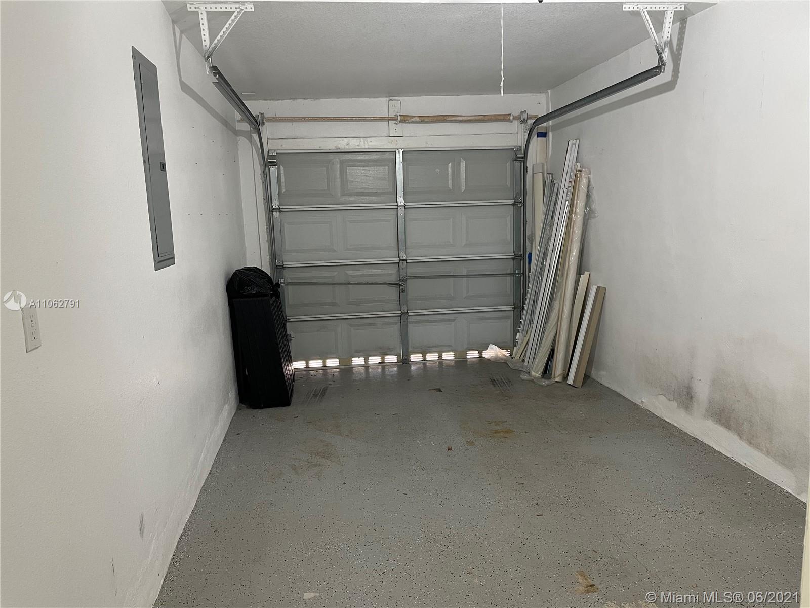 BIRD VILLAS CONDO - Residential