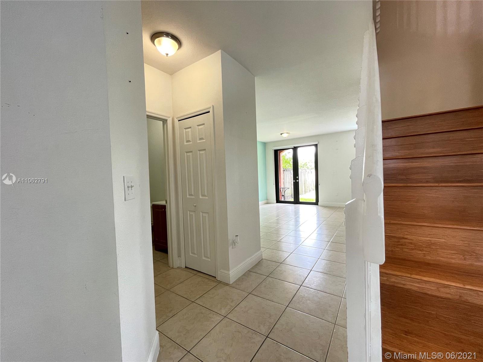 BIRD VILLAS CONDO - Residential