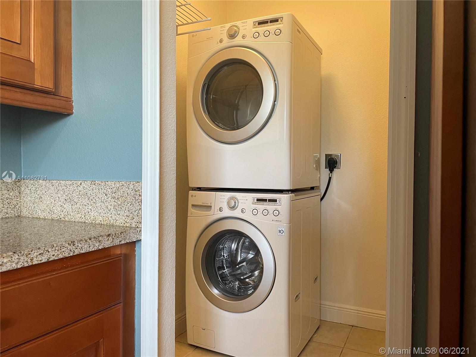 BIRD VILLAS CONDO - Residential