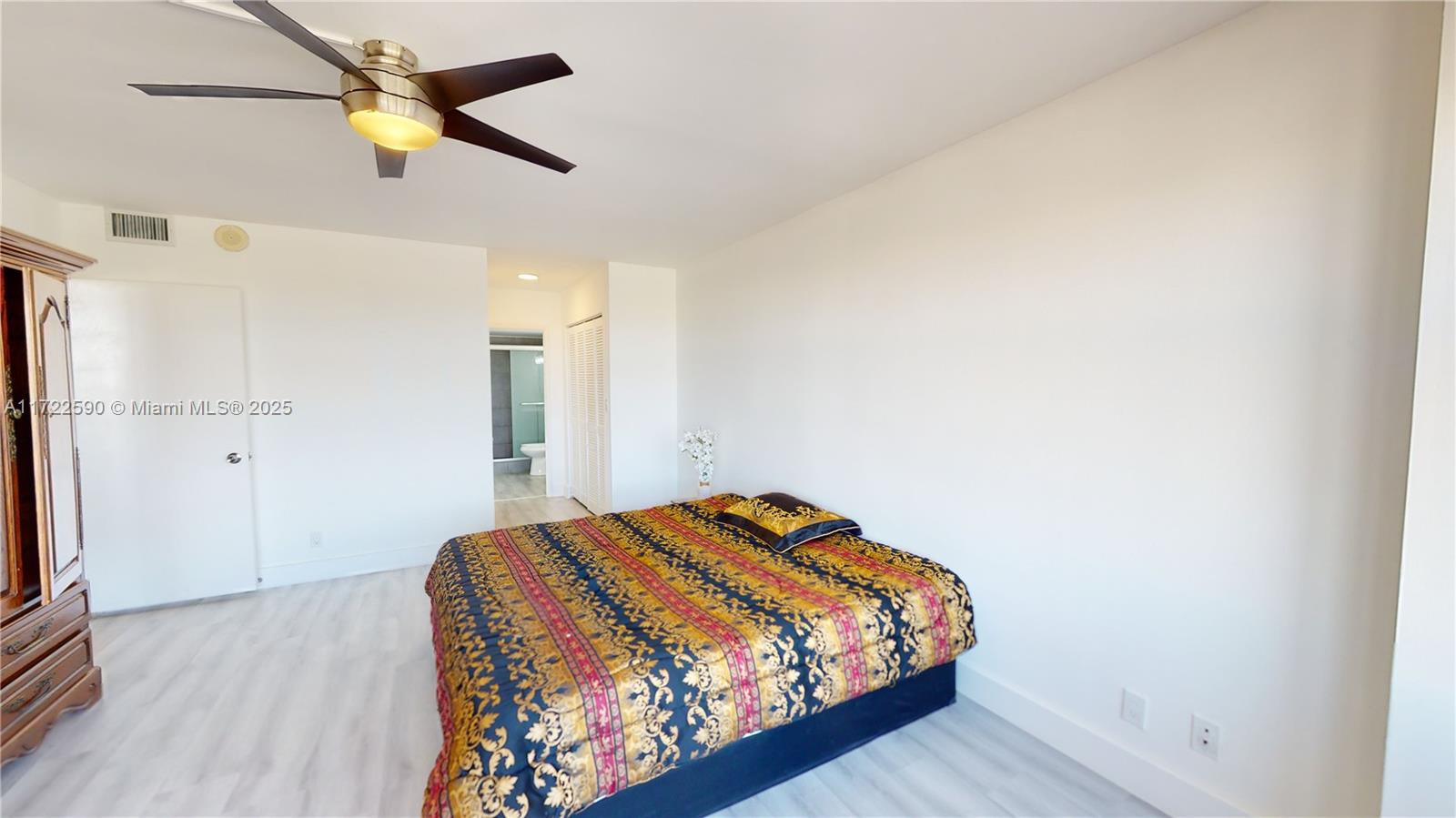 OLYMPUS CONDO - Residential