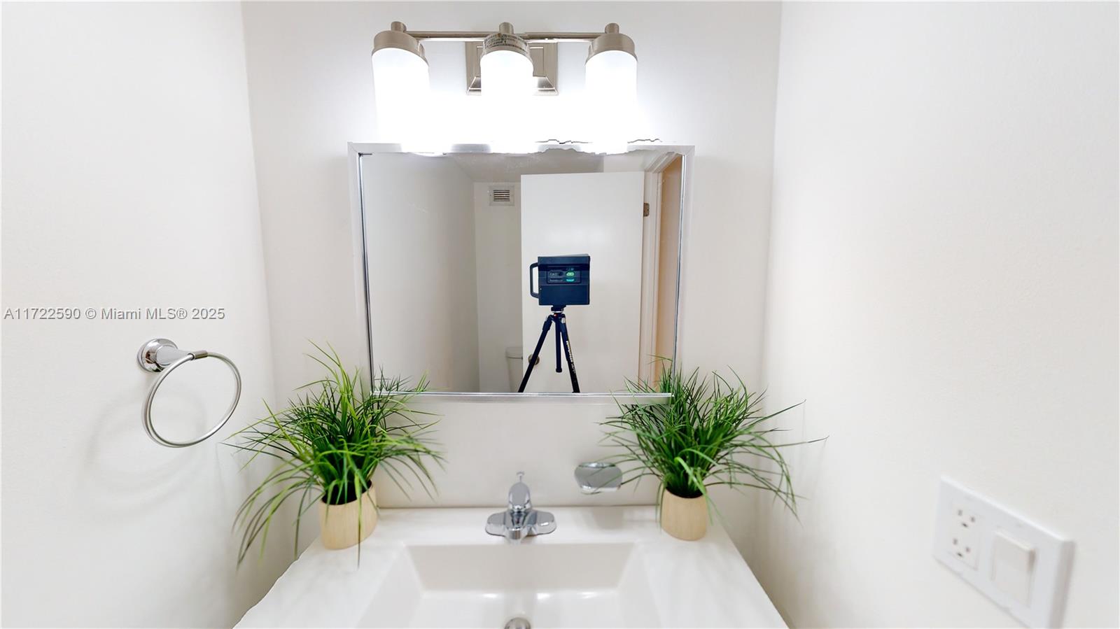 OLYMPUS CONDO - Residential