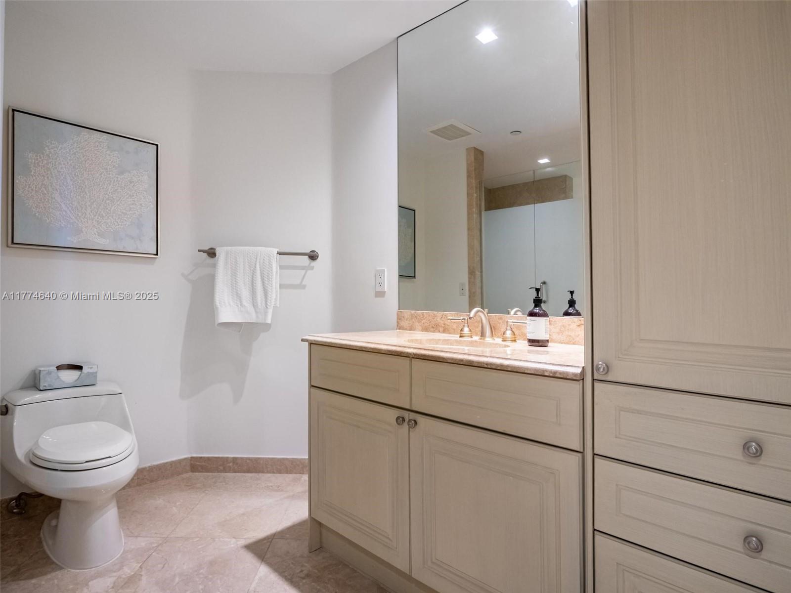 VILLAS OF POSITANO CONDO - Residential