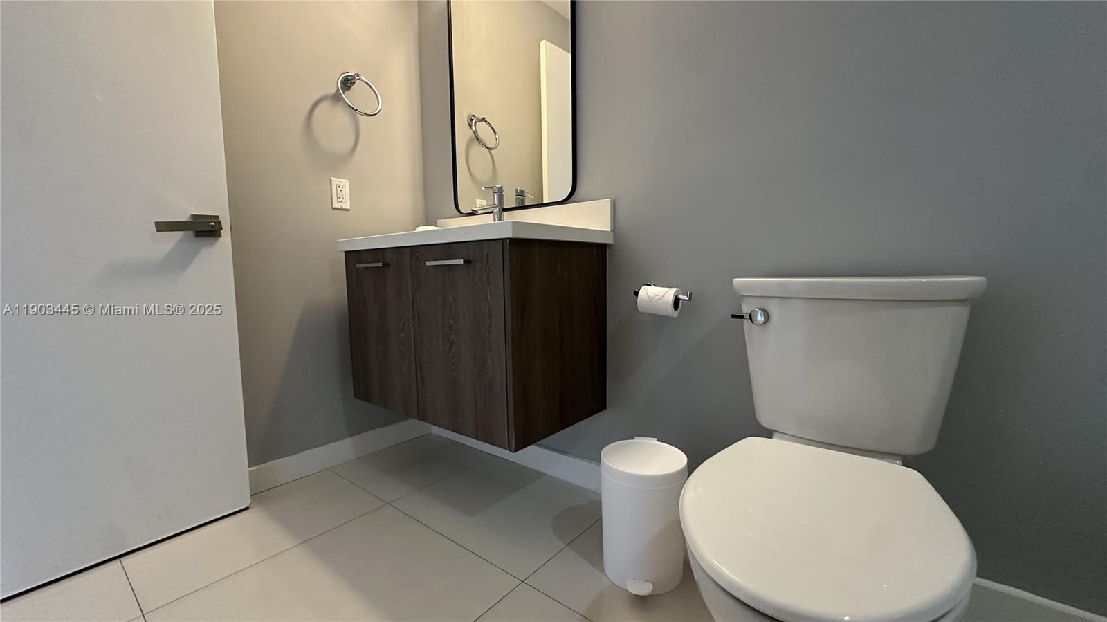 BAY BREEZE RESIDENCES CON - Residential